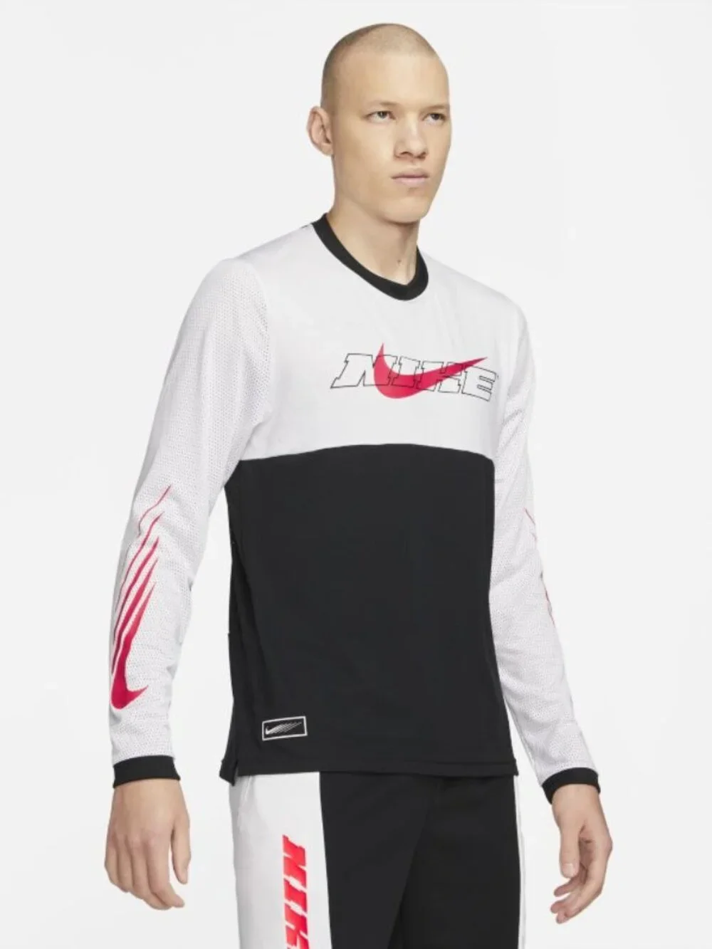 Nike Sport Clash Long-Sleeve Training Top Black/White/LT Fusion Red